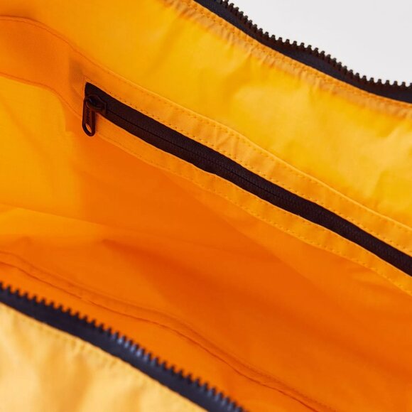 NWT Baggu Large Nylon Crescent Bag - Mango - Picture 6 of 6